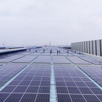 Sistema de montagem fotovoltaica no telhado
