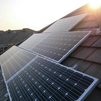 Suporte de painel solar de telhado de metal
